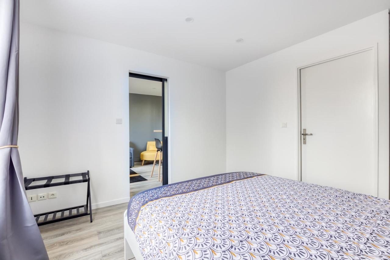 J-Mo Home - Magny - Moderne Et Chaleureux Exterior photo