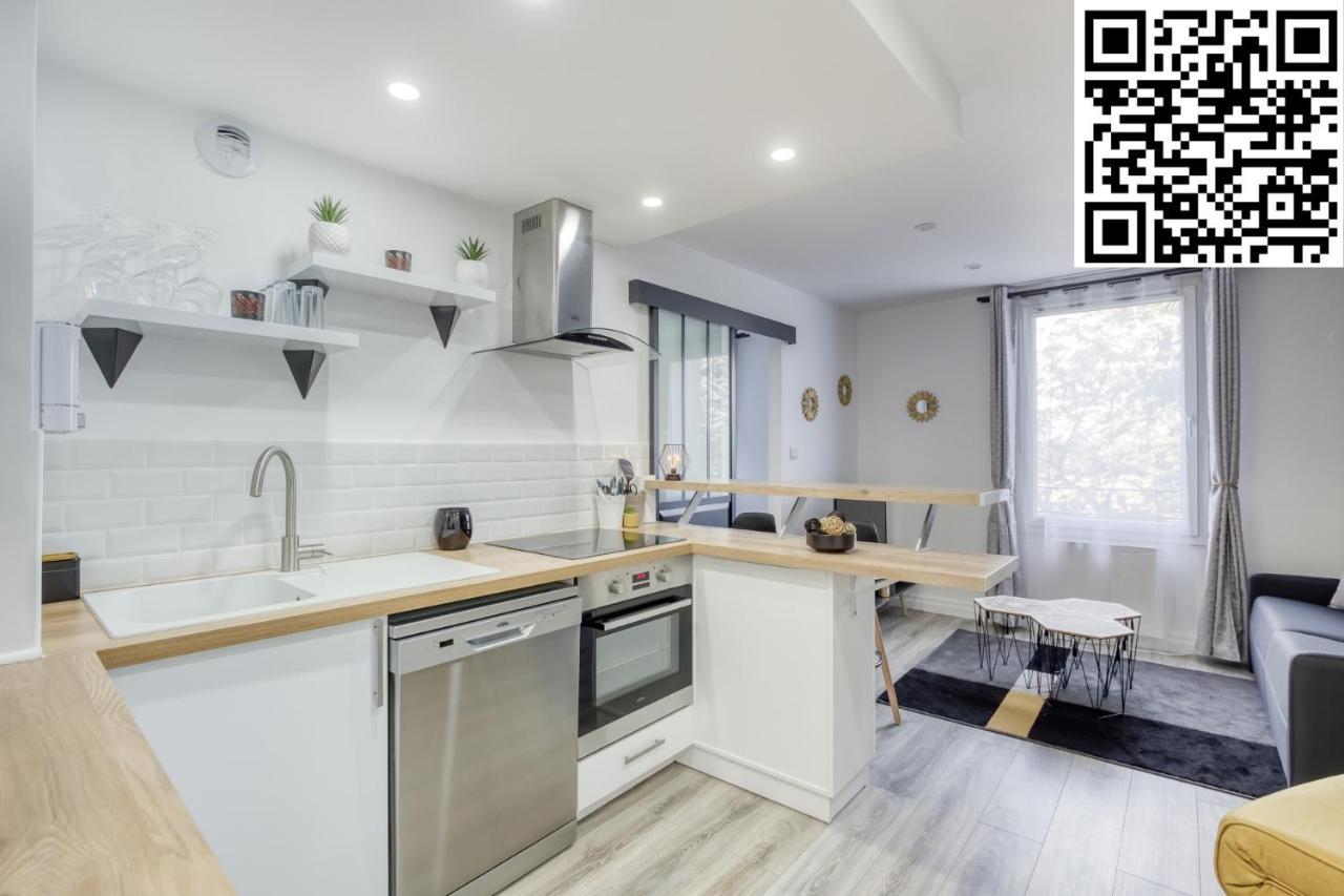 J-Mo Home - Magny - Moderne Et Chaleureux Exterior photo